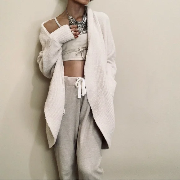 Brand new cupcakes&cashmere L cream - Picture 3 of 10